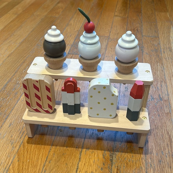 Hearth & Hand Other - Hearth and Hand Ice Cream Set